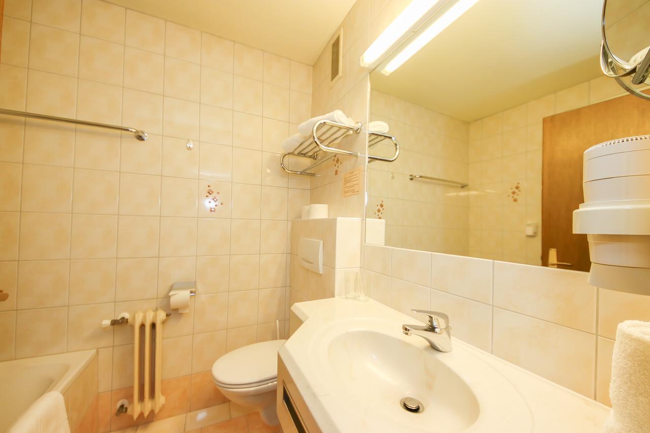 Hotel Dax โลเฟอร์ ภายนอก รูปภาพ